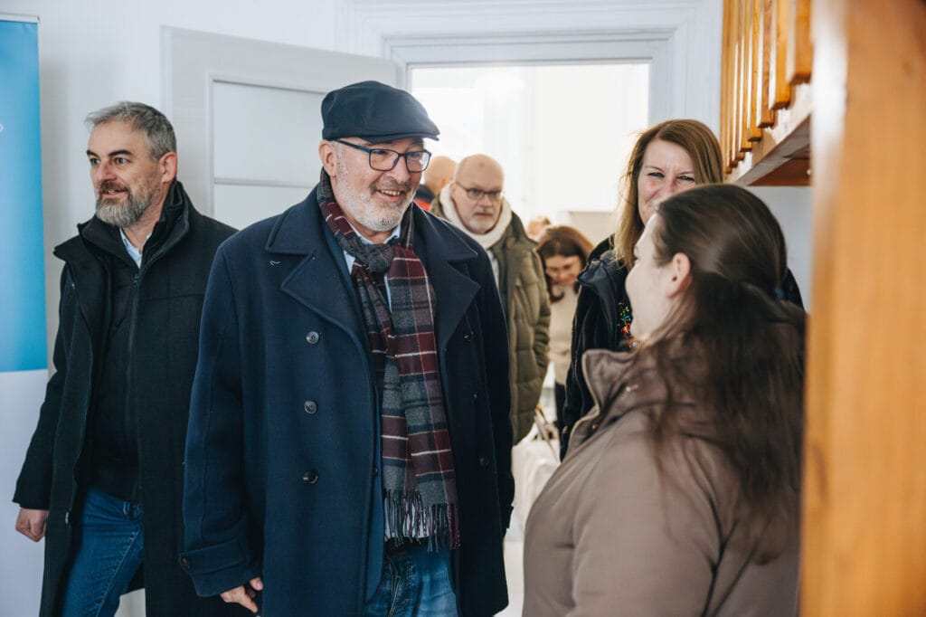 A 8. kerületben költözhetett felújított otthonba egy újabb család második esély